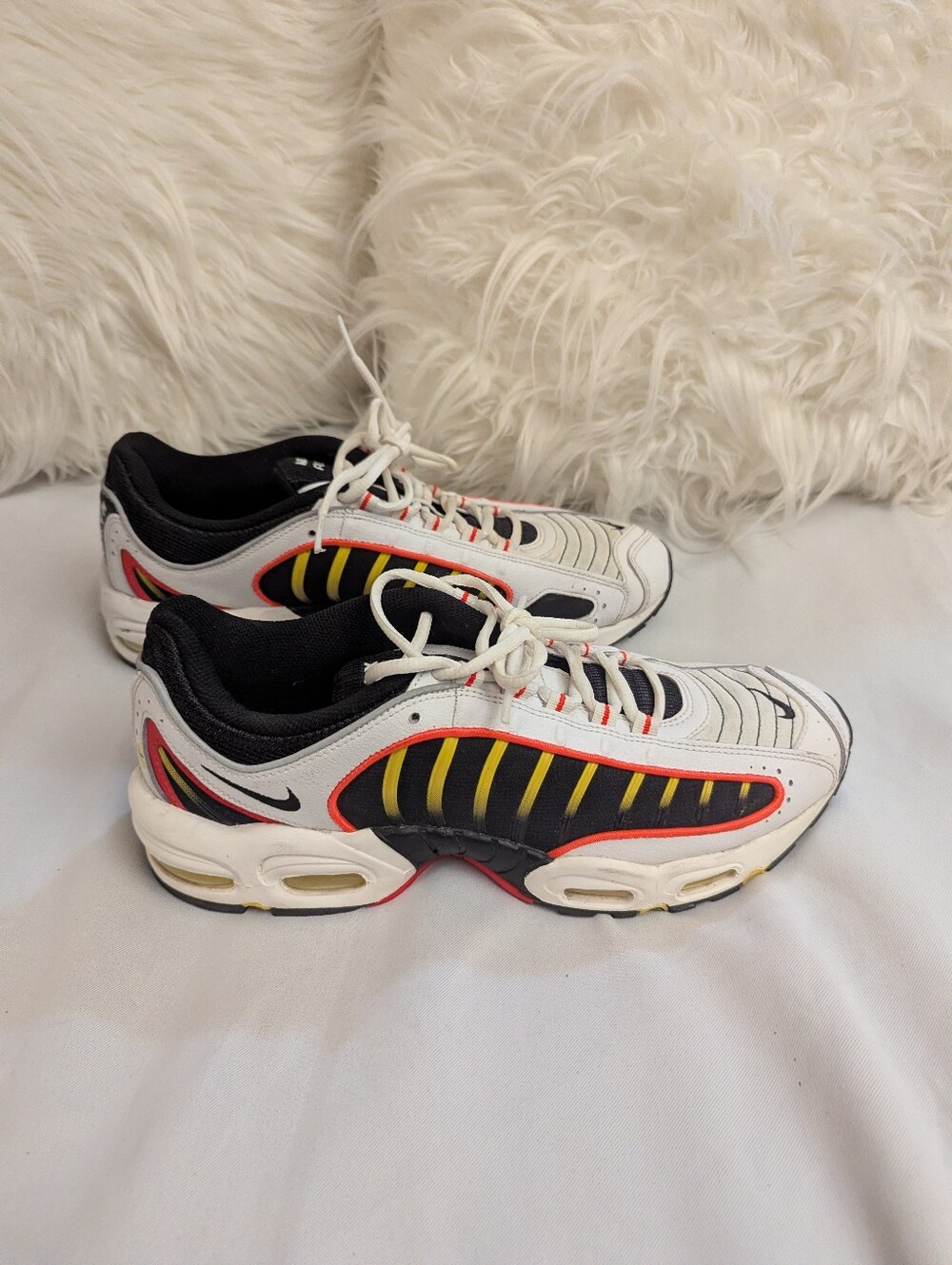 These are the Nike Air Max Tailwind 4 'Bright Crimson' sneakers,